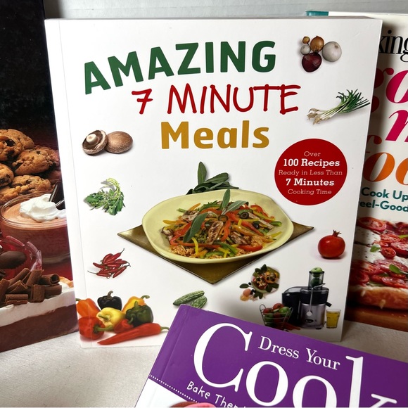 COOKBOOK NOOK GIFT SET - Picture 7 of 14